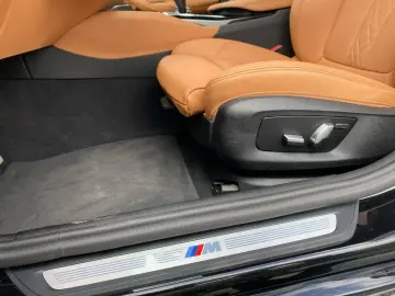 530e LIMOUSINE M-SPORT+BUSINESS+eGSD+INNOVATION+