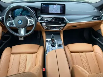 530e LIMOUSINE M-SPORT+BUSINESS+eGSD+INNOVATION+
