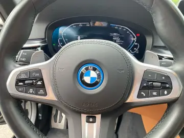 530e LIMOUSINE M-SPORT+BUSINESS+eGSD+INNOVATION+