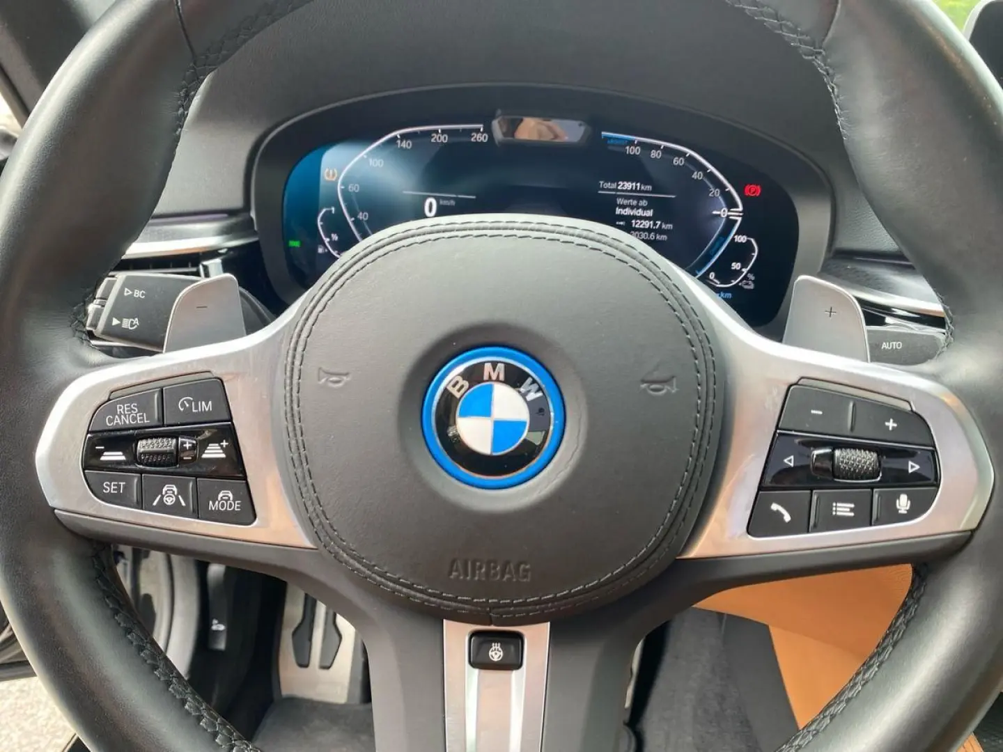 530e LIMOUSINE M-SPORT+BUSINESS+eGSD+INNOVATION+