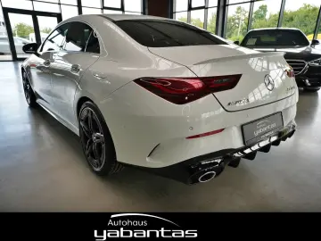 CLA 35 AMG 4M Pano Kamera KEYLESS MBUX ZHZ Ambie