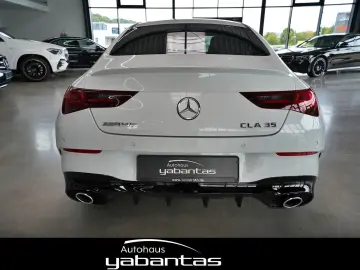 CLA 35 AMG 4M Pano Kamera KEYLESS MBUX ZHZ Ambie