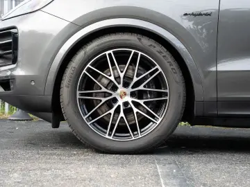 Cayenne E-Hybrid Sport Chrono Paket 21'' 14 Wege