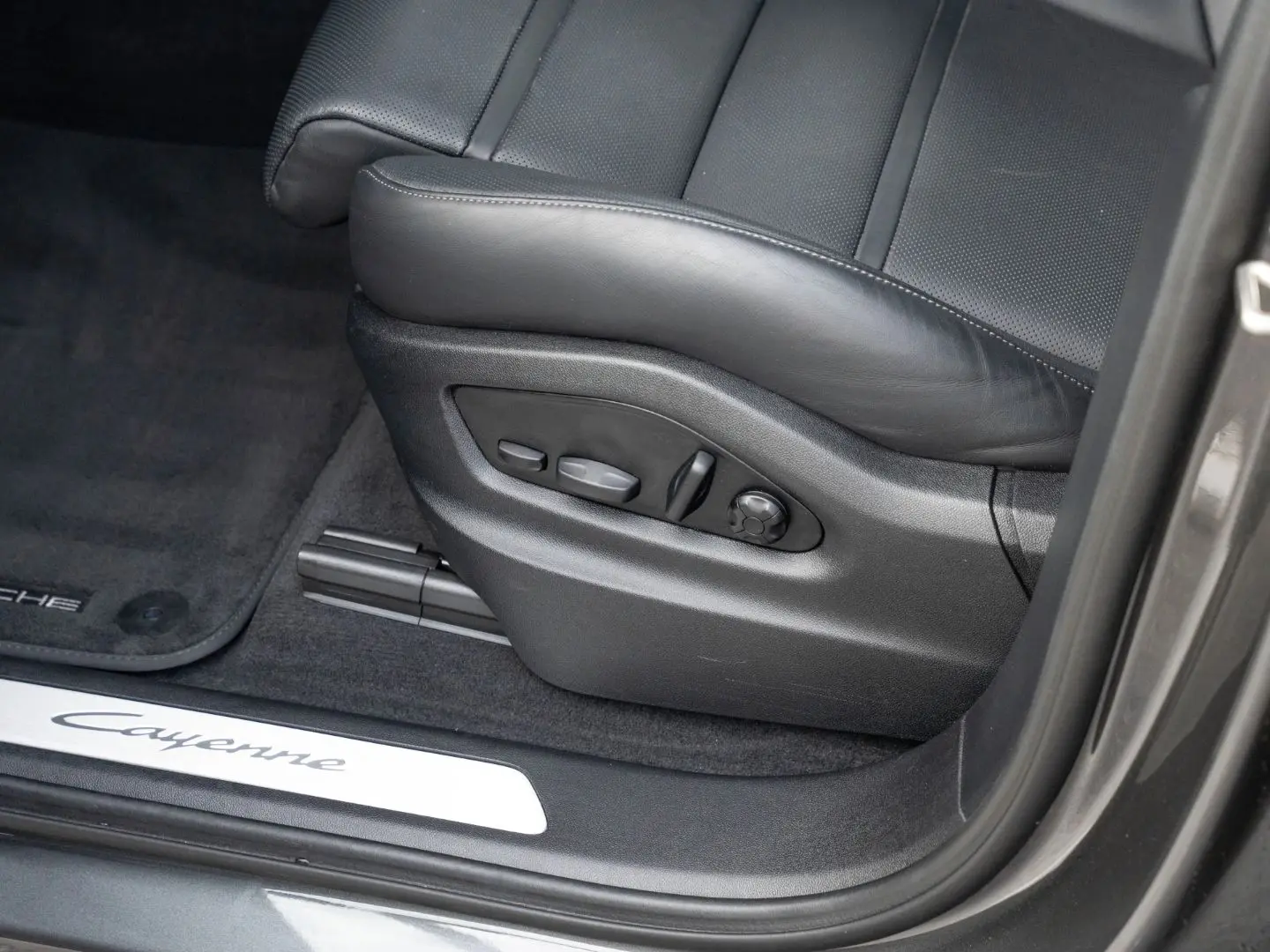 Cayenne E-Hybrid Sport Chrono Paket 21'' 14 Wege