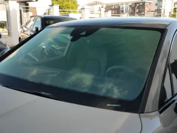 E-Hybrid Coupé ACC-LUFTF.-PANO-MASSAGE-AHK-BOSE