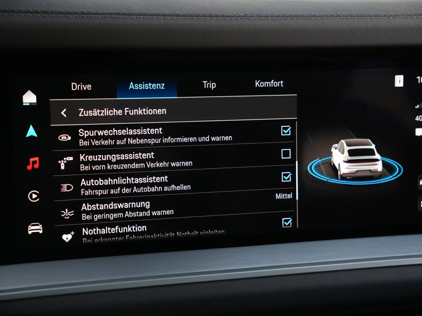 E-Hybrid Coupé ACC-LUFTF.-PANO-MASSAGE-AHK-BOSE
