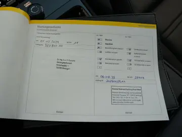 E-Hybrid Coupé ACC-LUFTF.-PANO-MASSAGE-AHK-BOSE