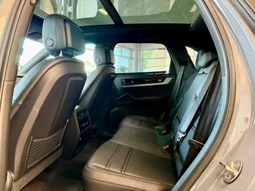Cayenne S E-Hybrid Panorama/AHK/Massage/HeadUP