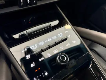 Cayenne S E-Hybrid Panorama/AHK/Massage/HeadUP