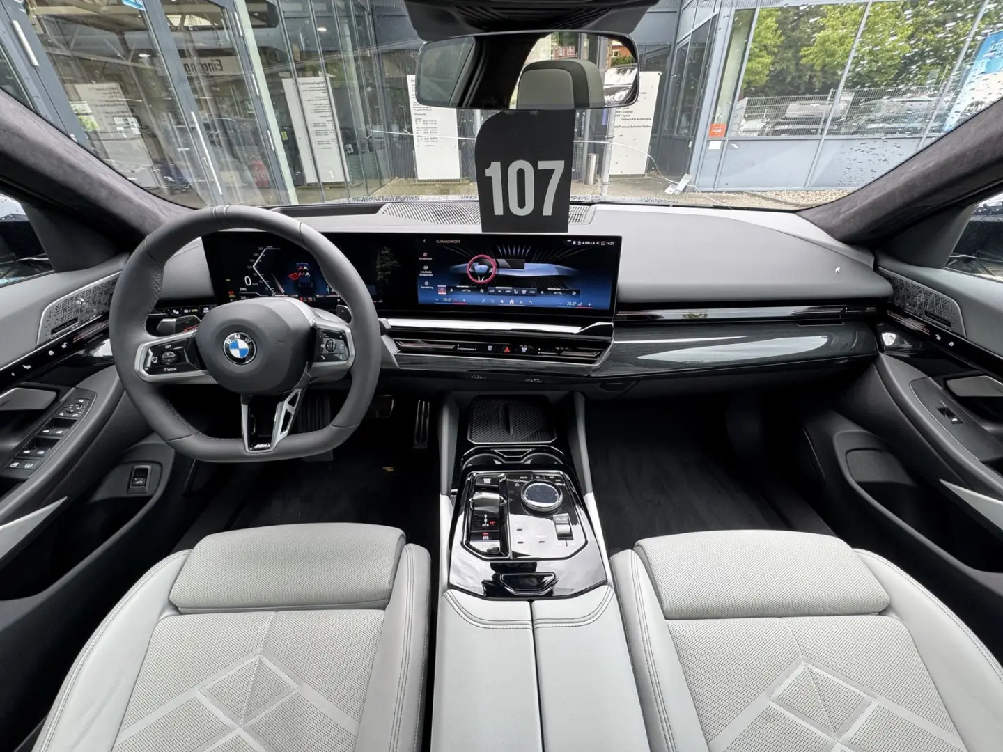 540d xDrive M Sport B&W Autobahnas PANO Sitzlüft
