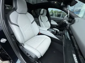 540d xDrive M Sport B&W Autobahnas PANO Sitzlüft
