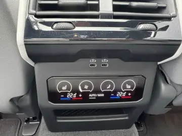540d xDrive M Sport B&W Autobahnas PANO Sitzlüft