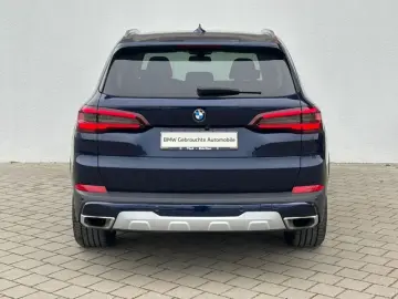 X5 xDrive40d SAG xLine AHK/SHZ/S-LÜFT/INT/AKUS/S