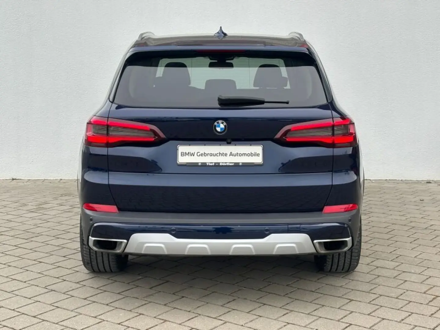 X5 xDrive40d SAG xLine AHK/SHZ/S-LÜFT/INT/AKUS/S