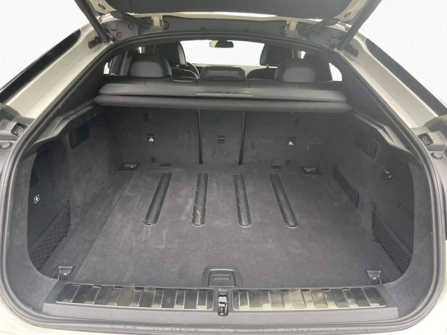 X6 xDrive30d M Sport Pro StHz,Pano,AHK,Massage