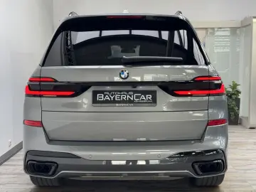 X7 xDrive40i M Sport Pro DrivePro AHK Sky 6Seats