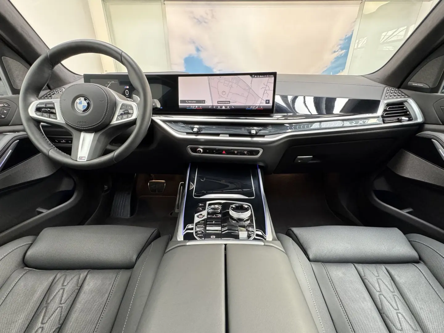 X7 xDrive40i M Sport Pro DrivePro AHK Sky 6Seats