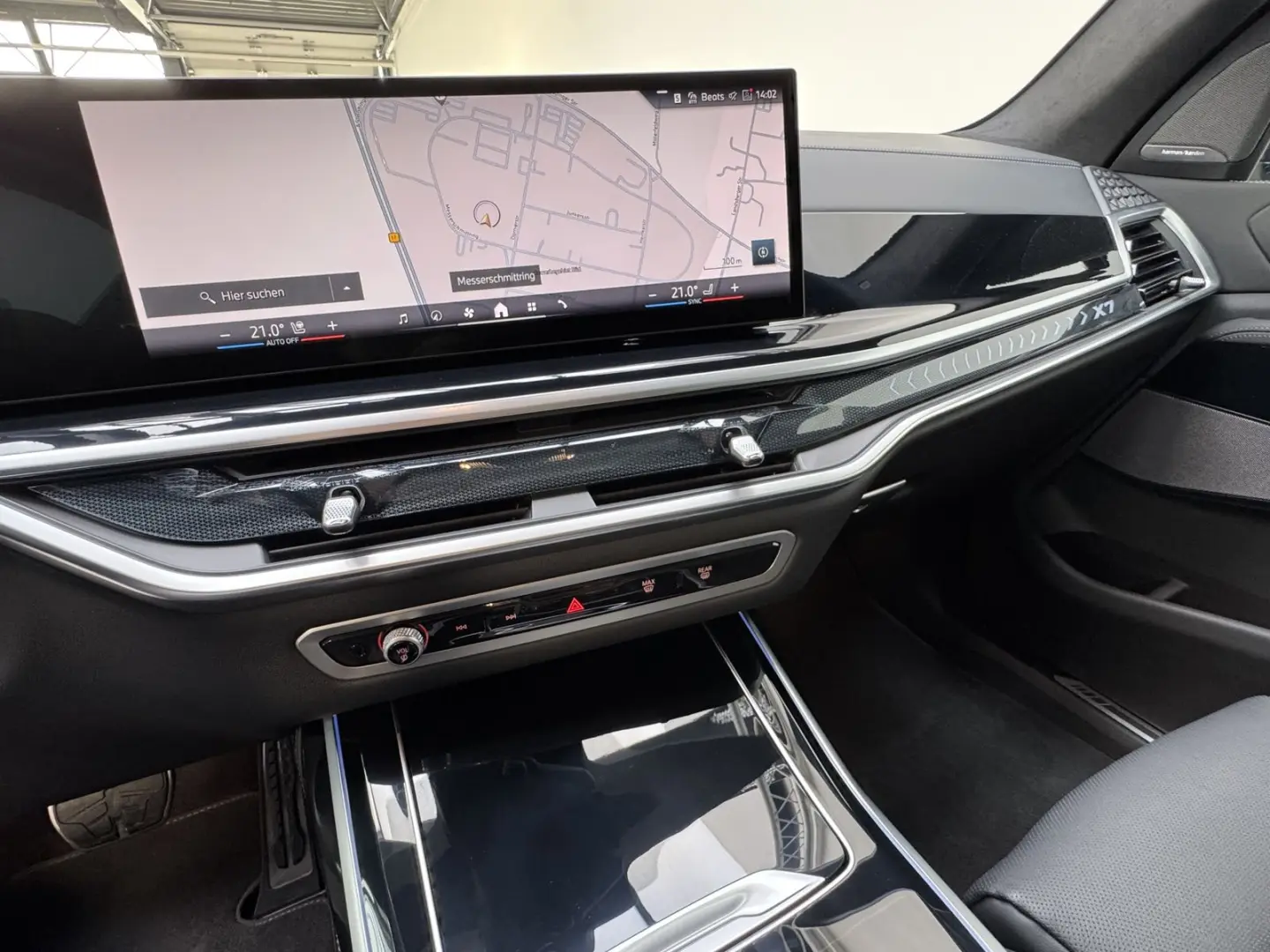 X7 xDrive40i M Sport Pro DrivePro AHK Sky 6Seats