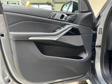 X7 xDrive40i M Sport Pro DrivePro AHK Sky 6Seats