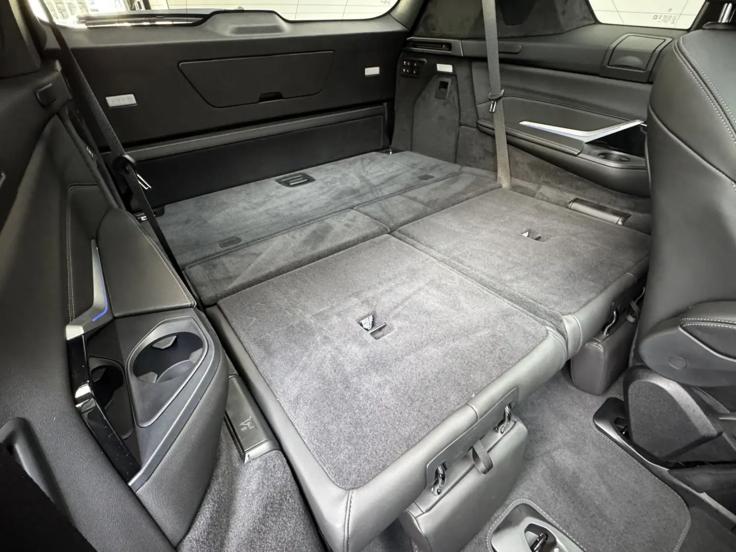 X7 xDrive40i M Sport Pro DrivePro AHK Sky 6Seats