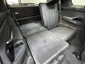 X7 xDrive40i M Sport Pro DrivePro AHK Sky 6Seats