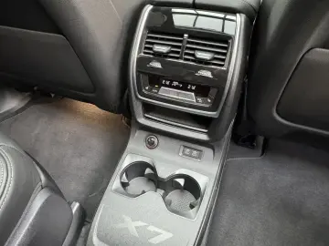 X7 xDrive40i M Sport Pro DrivePro AHK Sky 6Seats