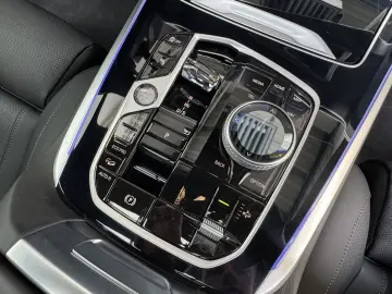 X7 xDrive40i M Sport Pro DrivePro AHK Sky 6Seats
