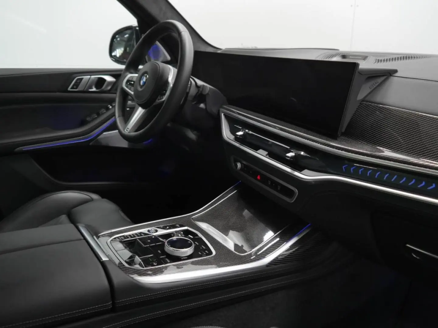 X7 xDr.40i MSport AHK Pano B&W DAPro Massage 22