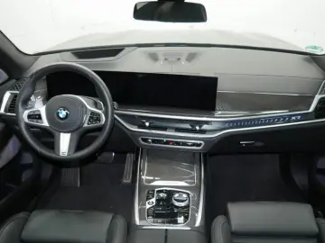 X7 xDr.40i MSport AHK Pano B&W DAPro Massage 22