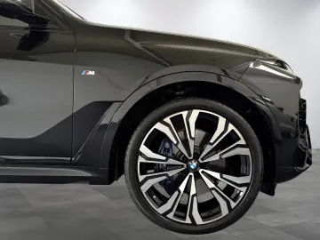 X7 xDrive 40 i M Sport 6-Sitzer Pano H+K 23