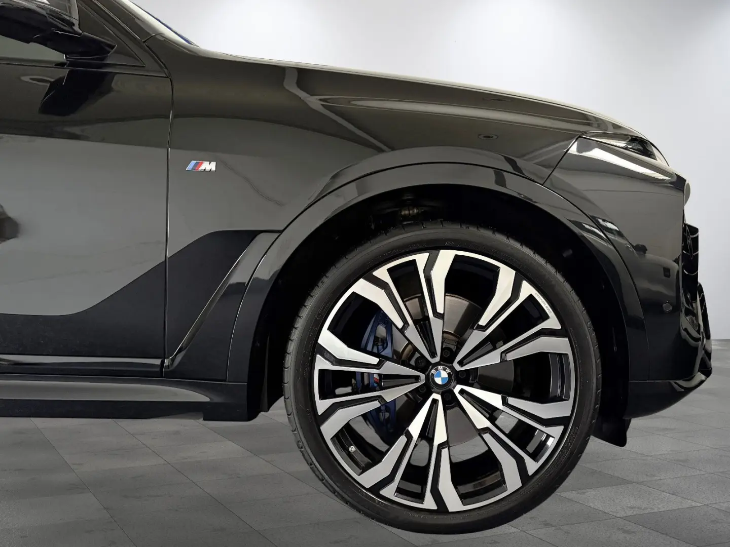 X7 xDrive 40 i M Sport 6-Sitzer Pano H+K 23