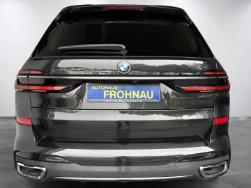 X7 xDrive 40 i M Sport 6-Sitzer Pano H+K 23