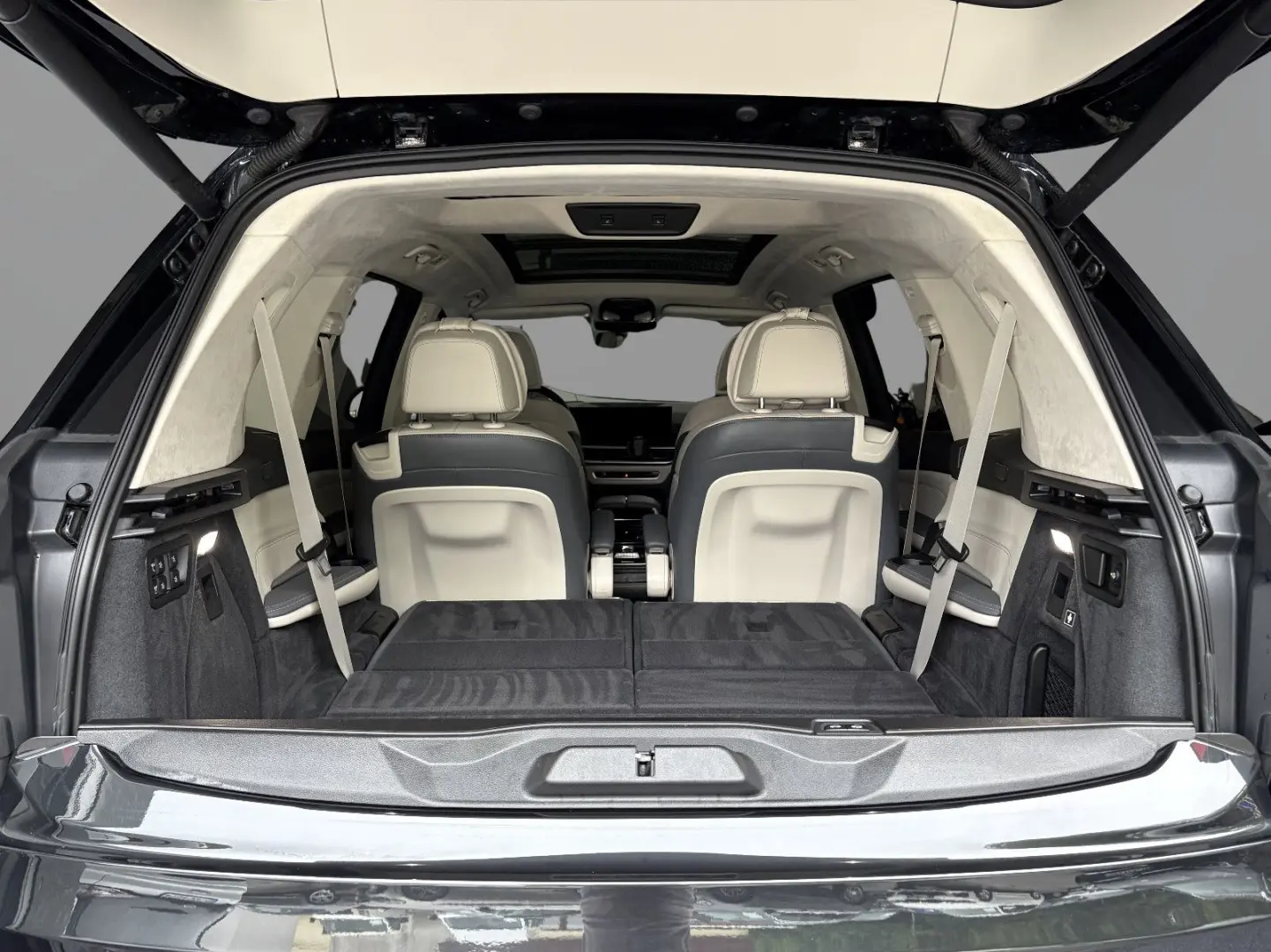 X7 xDrive 40 i M Sport 6-Sitzer Pano H+K 23