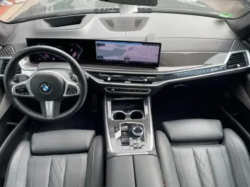 X7 xDRIVE 40d M-SPORT+PRO+6-SITZER+PANO+StHZ+HUD