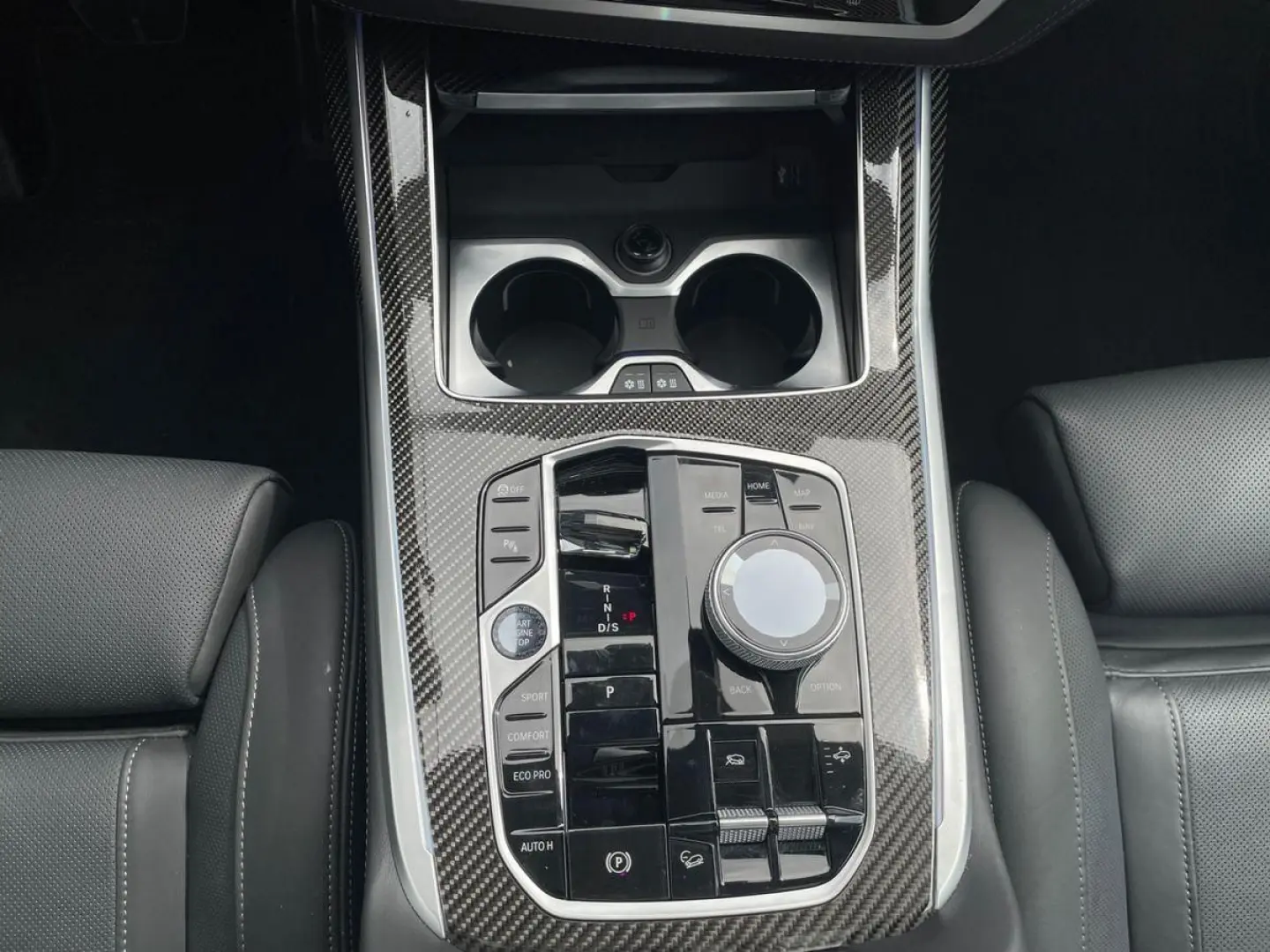 X7 xDRIVE 40d M-SPORT+PRO+6-SITZER+PANO+StHZ+HUD
