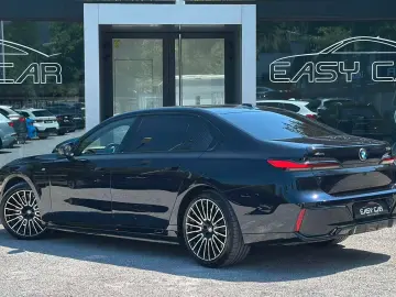 750 e xDrive M Sport B&W/ TV/ PANO/HUD/