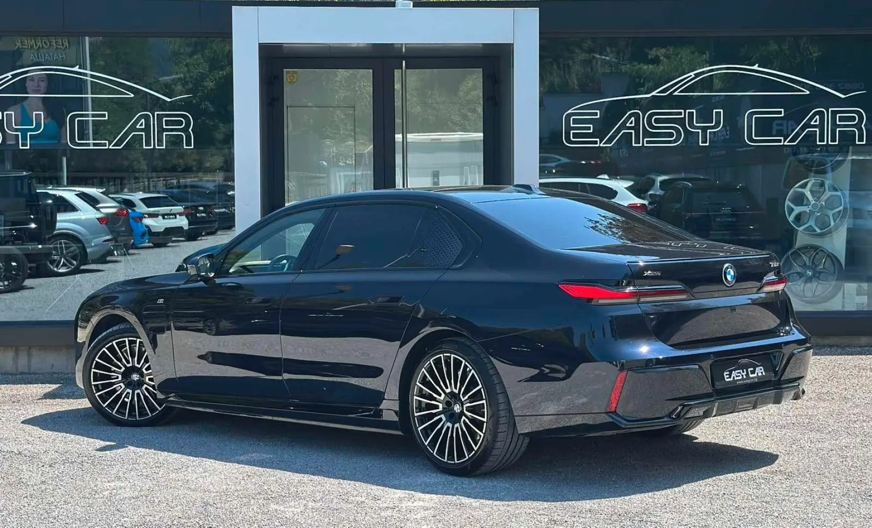 750 e xDrive M Sport B&W/ TV/ PANO/HUD/