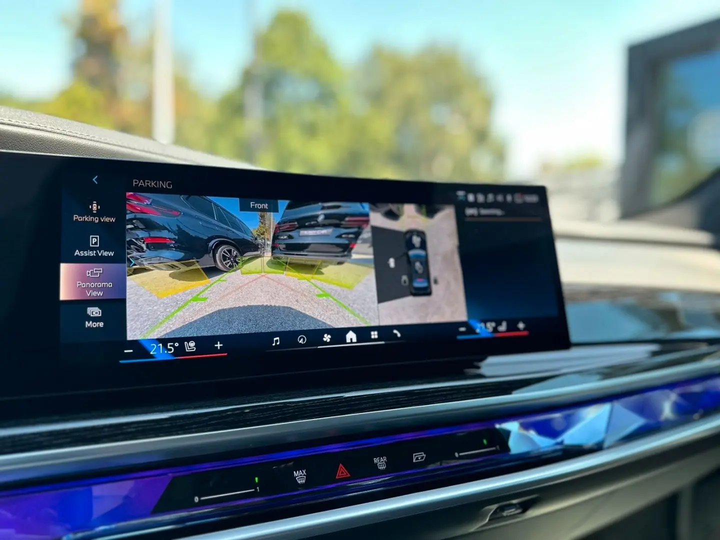 750 e xDrive M Sport B&W/ TV/ PANO/HUD/
