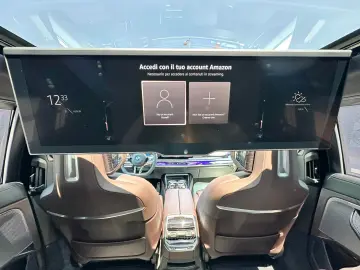750 e xDrive M Sport B&W/ TV/ PANO/HUD/