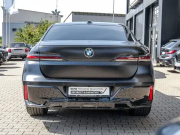 740d xDrive M Sport HUD PANO ACC 360°KAM RFK TV