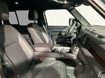 Defender 110 P300e X-Dynamic SE
