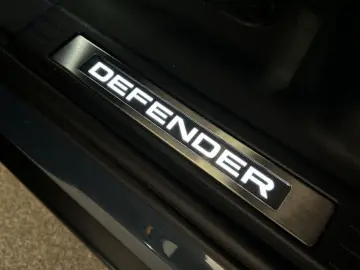 Defender 110 P300e X-Dynamic SE
