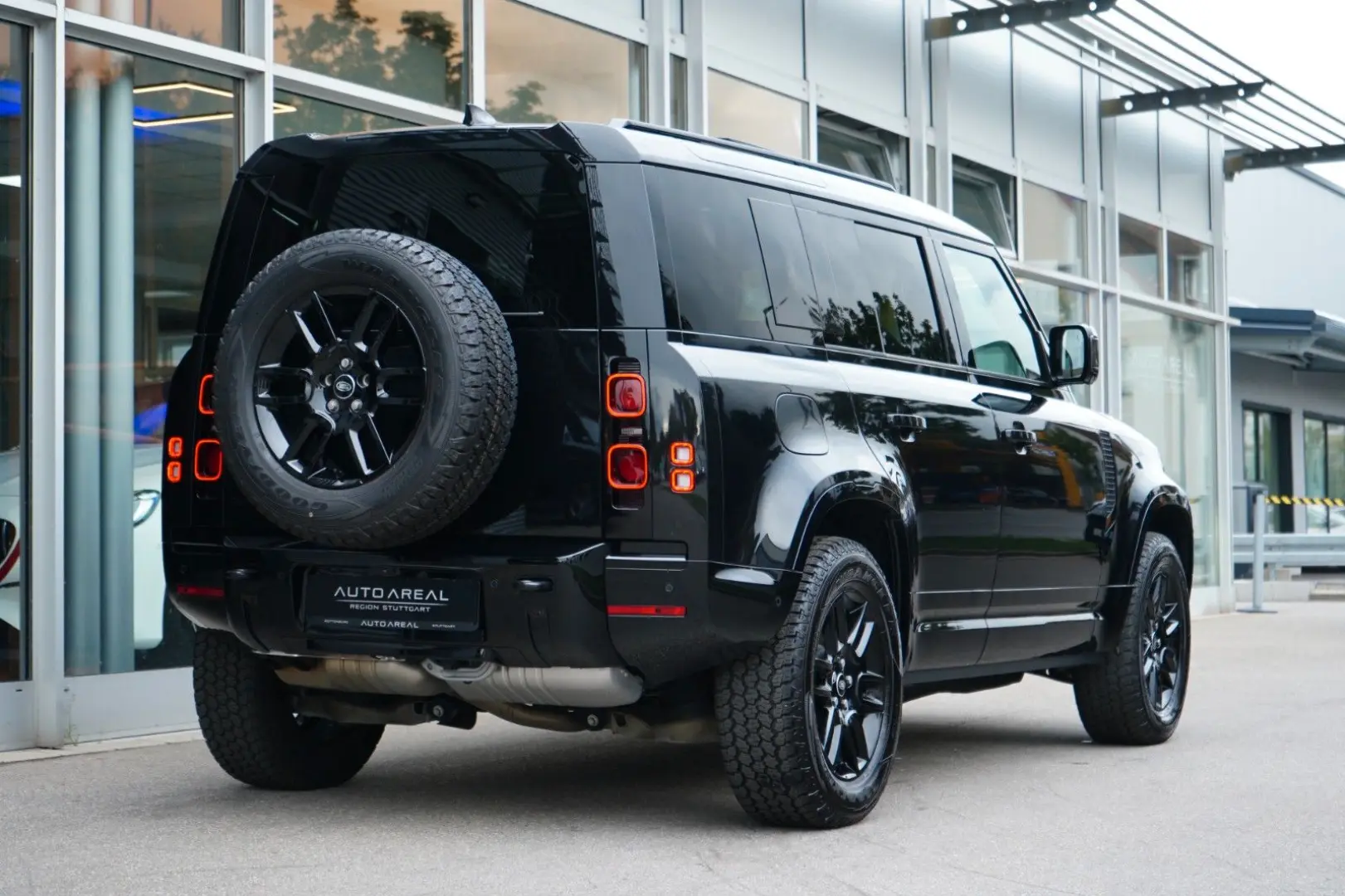 Defender 110 D250 X-DYNAMIC SE PANO/AHK/OFF-ROAD