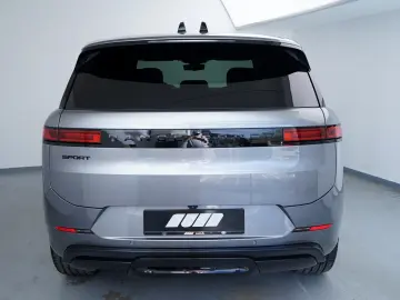 Range Rover Sport D300 Dynamic HSE Massage