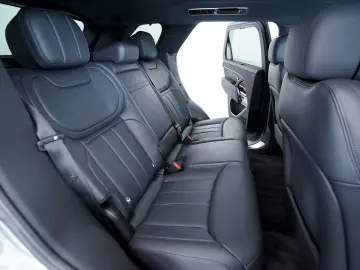 Range Rover Sport D300 Dynamic HSE Massage