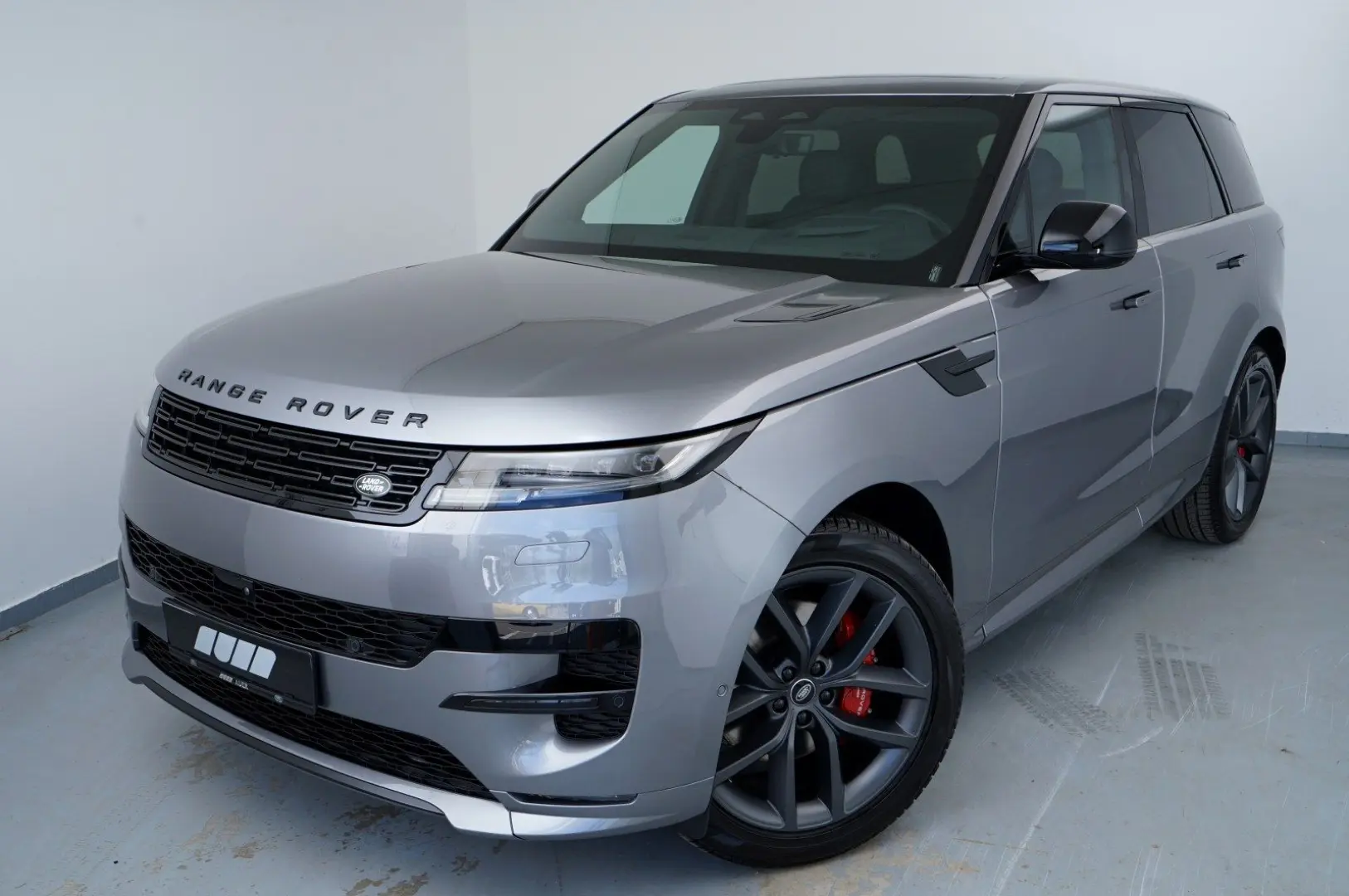 Range Rover Sport D300 Dynamic HSE Massage