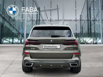 X5 xDrive50e DAB LED AHK el. Sitze
