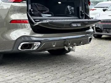 X5 xDrive50e DAB LED AHK el. Sitze