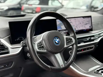 X5 xDrive50e DAB LED AHK el. Sitze