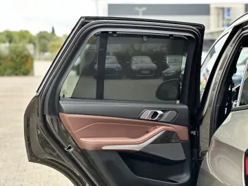 X5 xDrive50e DAB LED AHK el. Sitze